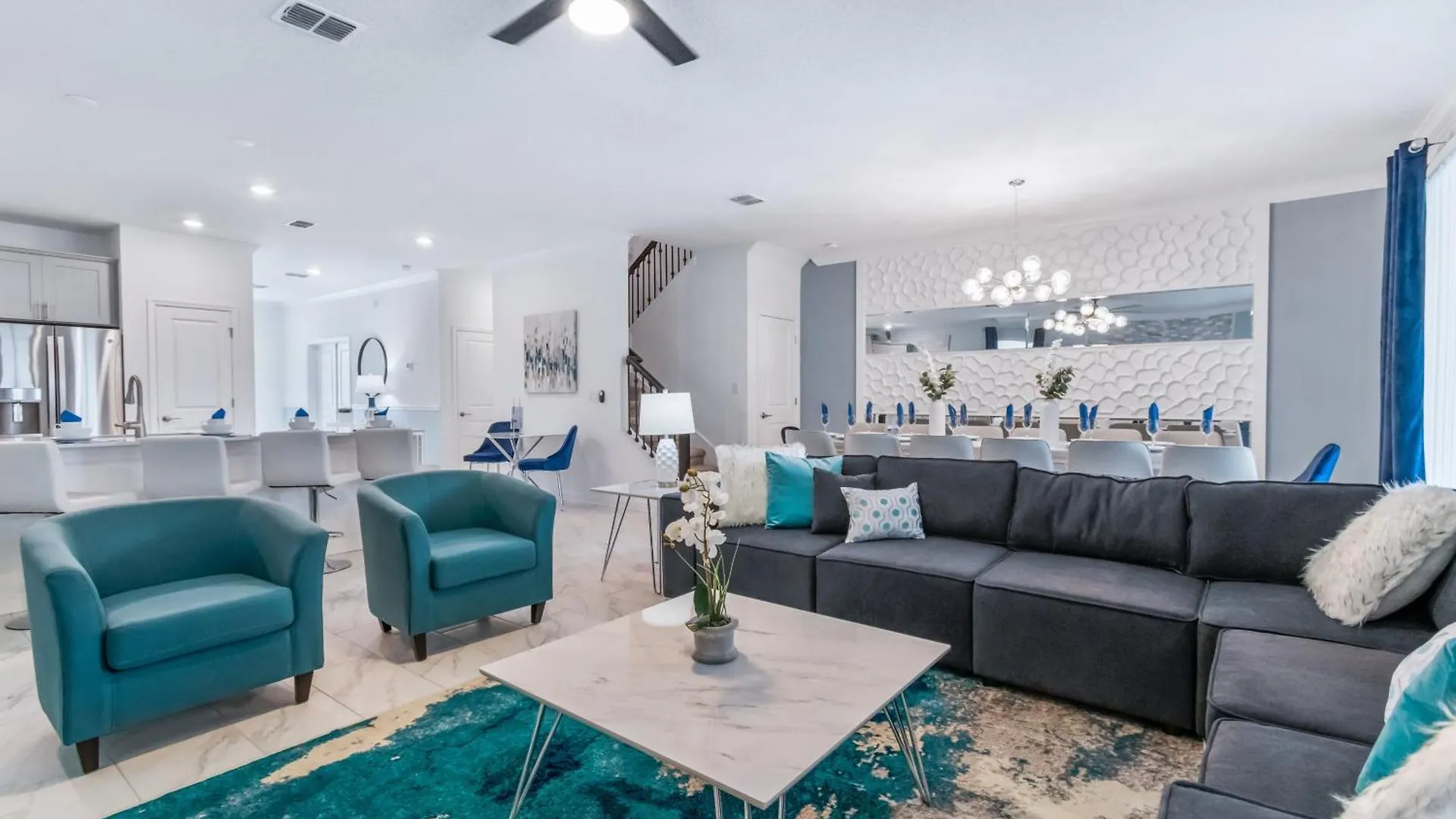 Magical 10-bedroom Getaway Awaits! Hébergement de vacances Kissimmee