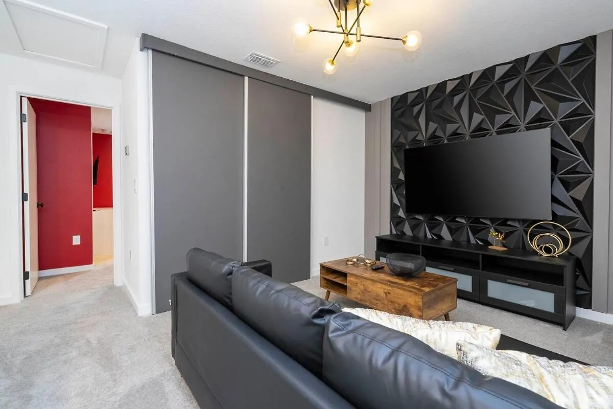Modern 3br Near W Luxe Clubhouse Pool