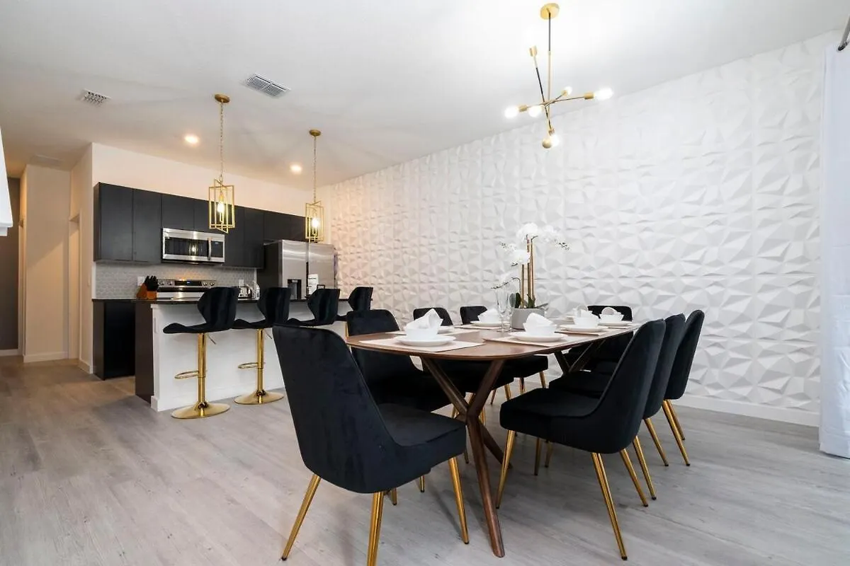 Modern 3br Near W Luxe Clubhouse Pool Holiday home