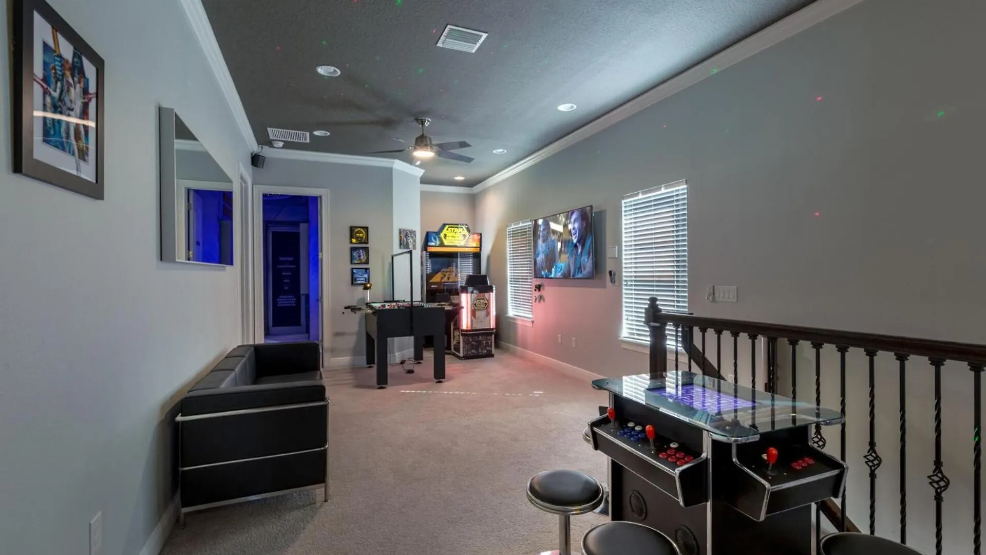 Exquisite 5 Bedroom Retreat In Orlando6592 Villa