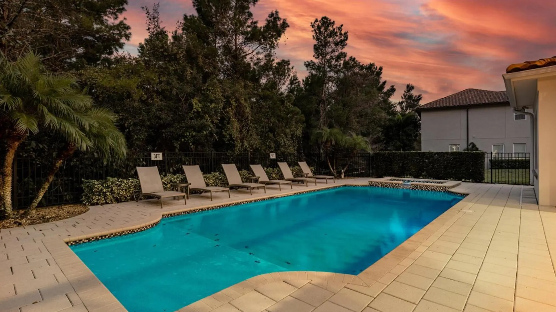 Elegant 9 Bedroom Estate In Orlando6545 Kissimmee