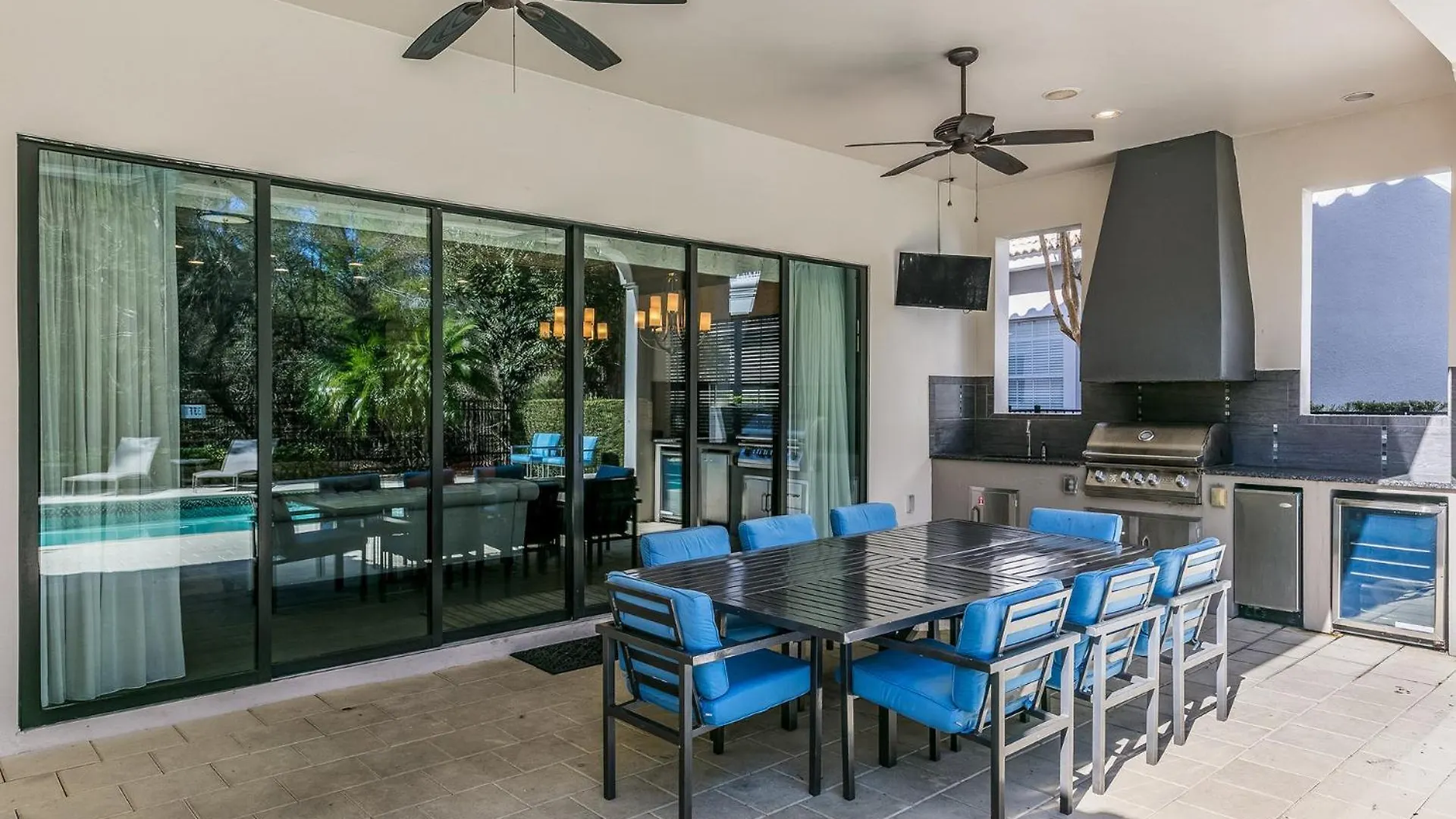 Elegant 9 Bedroom Estate In Orlando6545