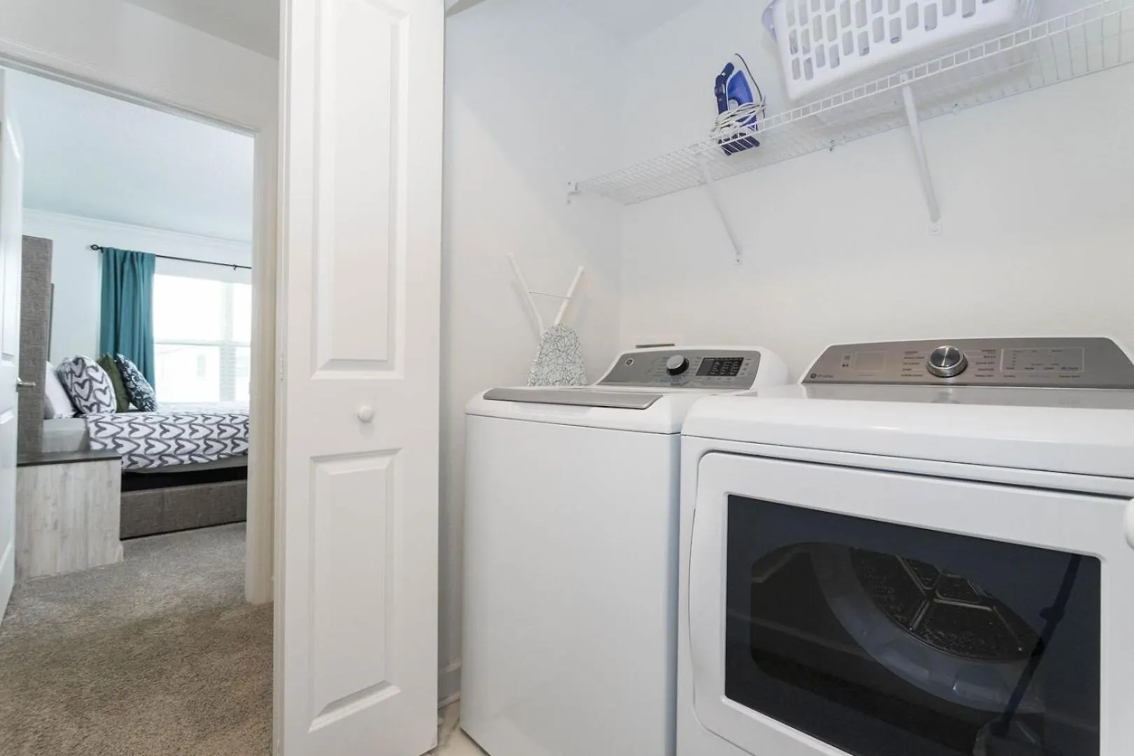 4br/3ba Private Pool Storey - Location Near Disney!