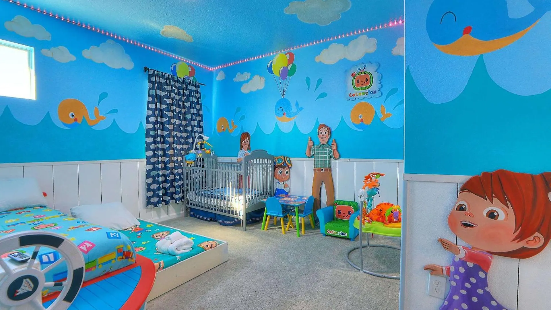 بيت للعطل Showstopper 15br Lakeside Villatheater كيسيمي