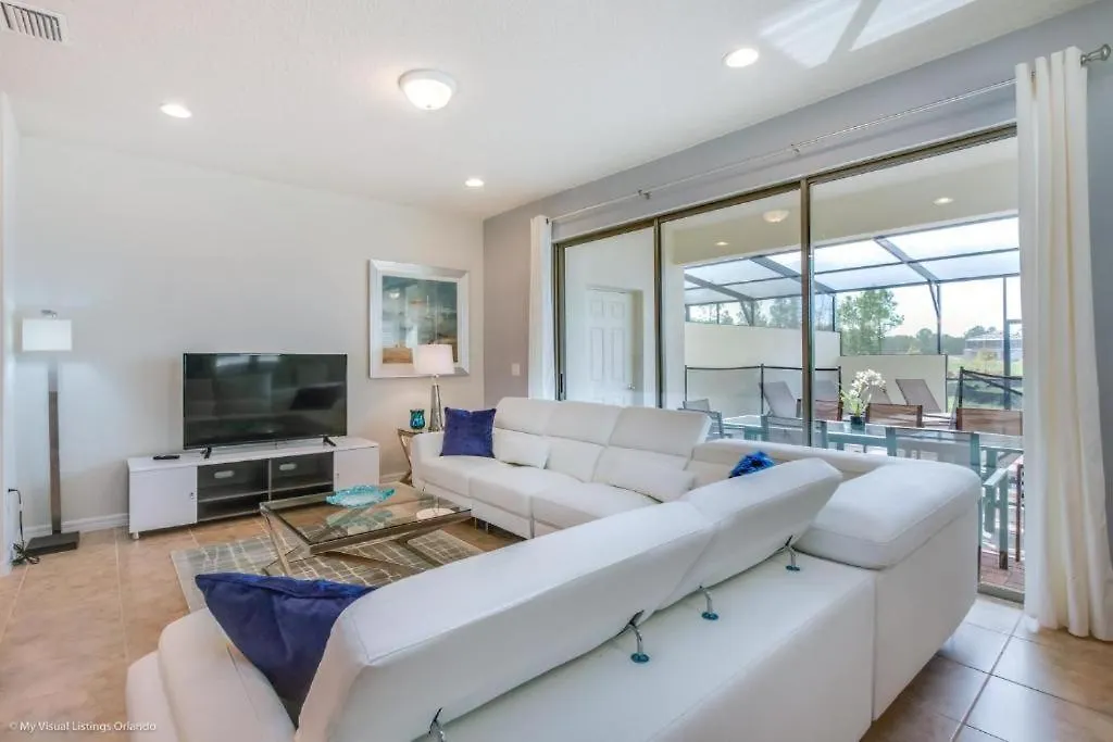 Lakeview 5br Townhome W Pool Casa de Férias *