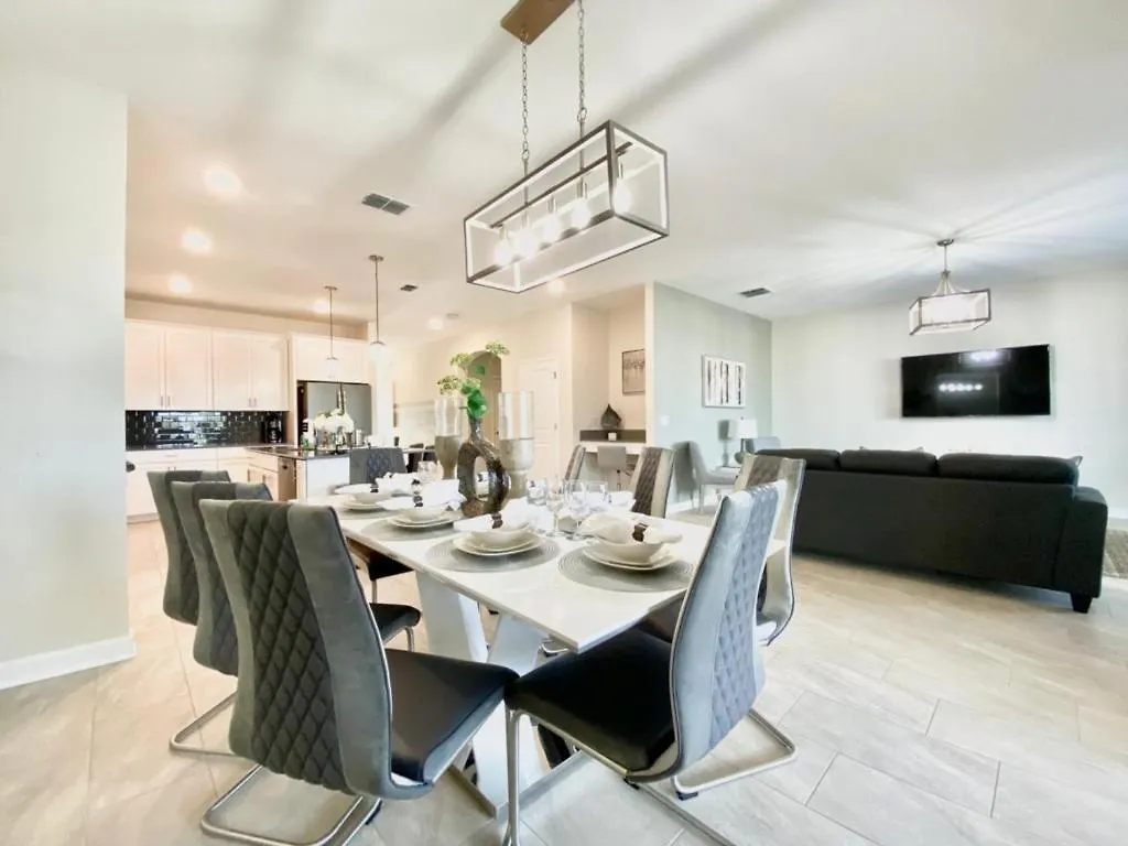 Feriehus Luxury 6 Bedroom 5 Bath Pool 201