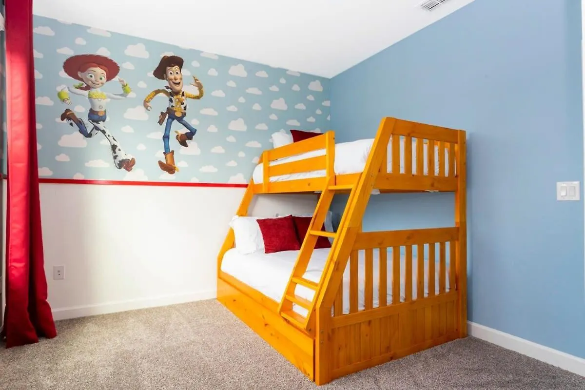 Casa vacanze Stunning Family Friendly 5 Bd W/ Pool Close To @ Storey 4242 *
