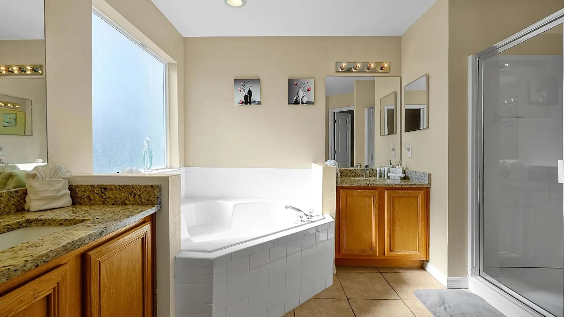 Waterfront Showcasing A Theater, Games Room, And A Private Pool *