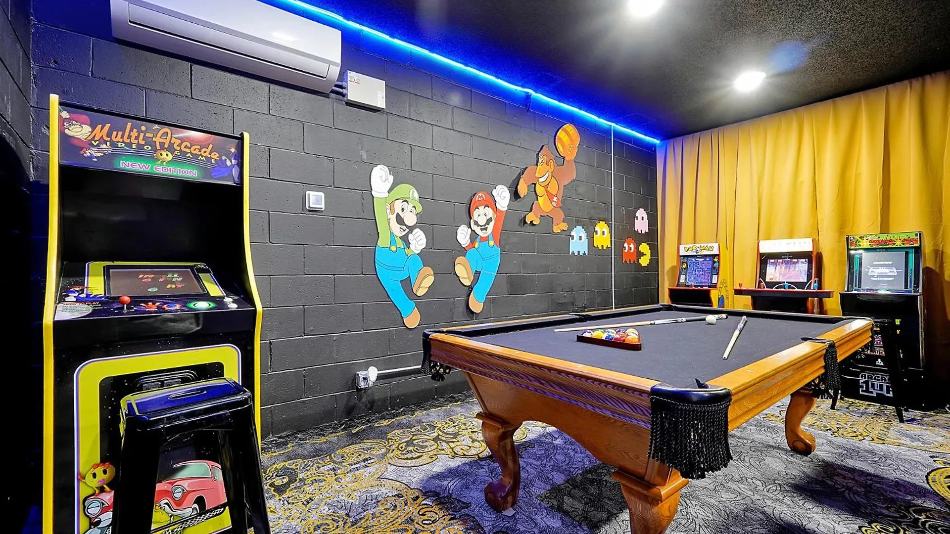 Σπίτι διακοπών Waterfront Showcasing A Theater, Games Room, And A Private Pool Kissimmee