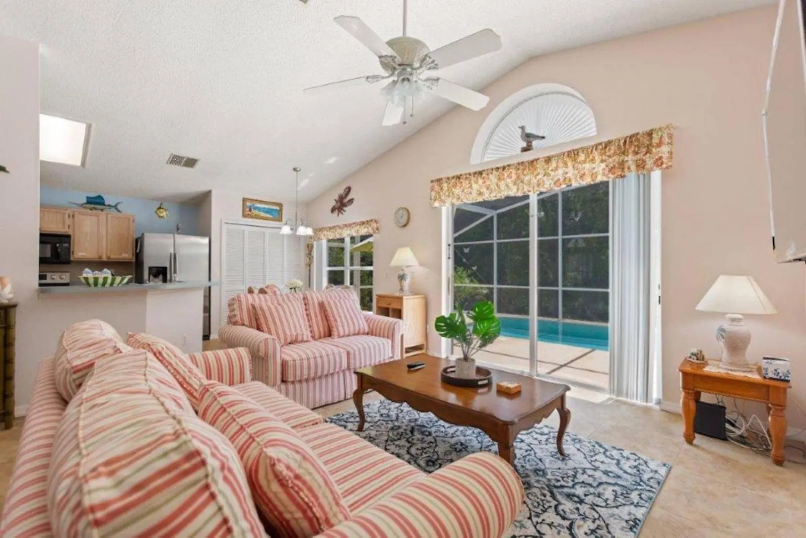 Near Disney, Sleeps 8 At Lindfields Villa