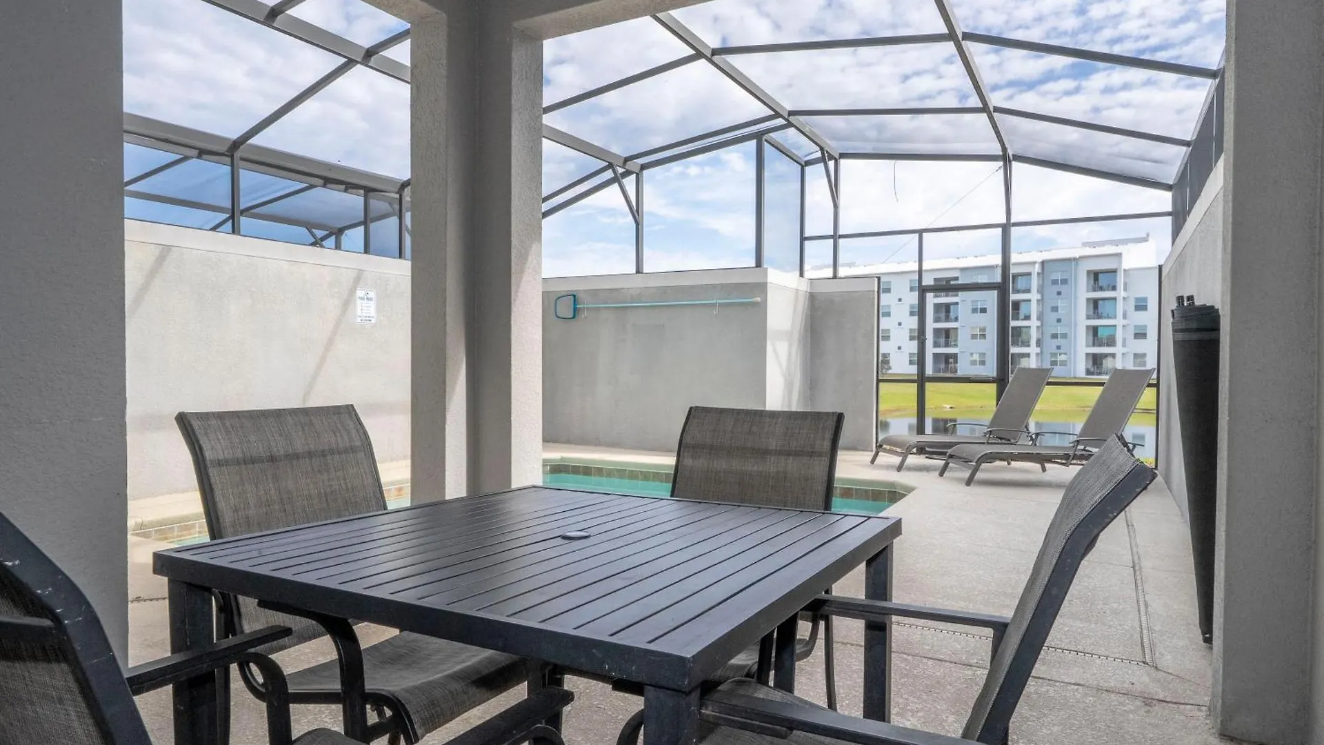 Storey 43 Private Pool Minutes From Kissimmee