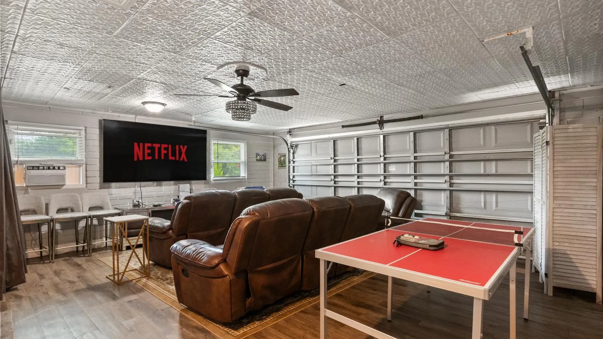 Luxury Home, Workspace, Movie And Bbq كيسيمي