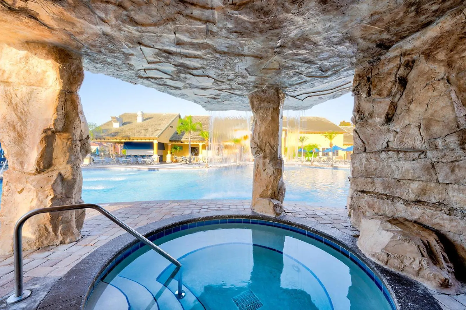 6-bedroom With 2 En-suites & Private Pool * Kissimmee