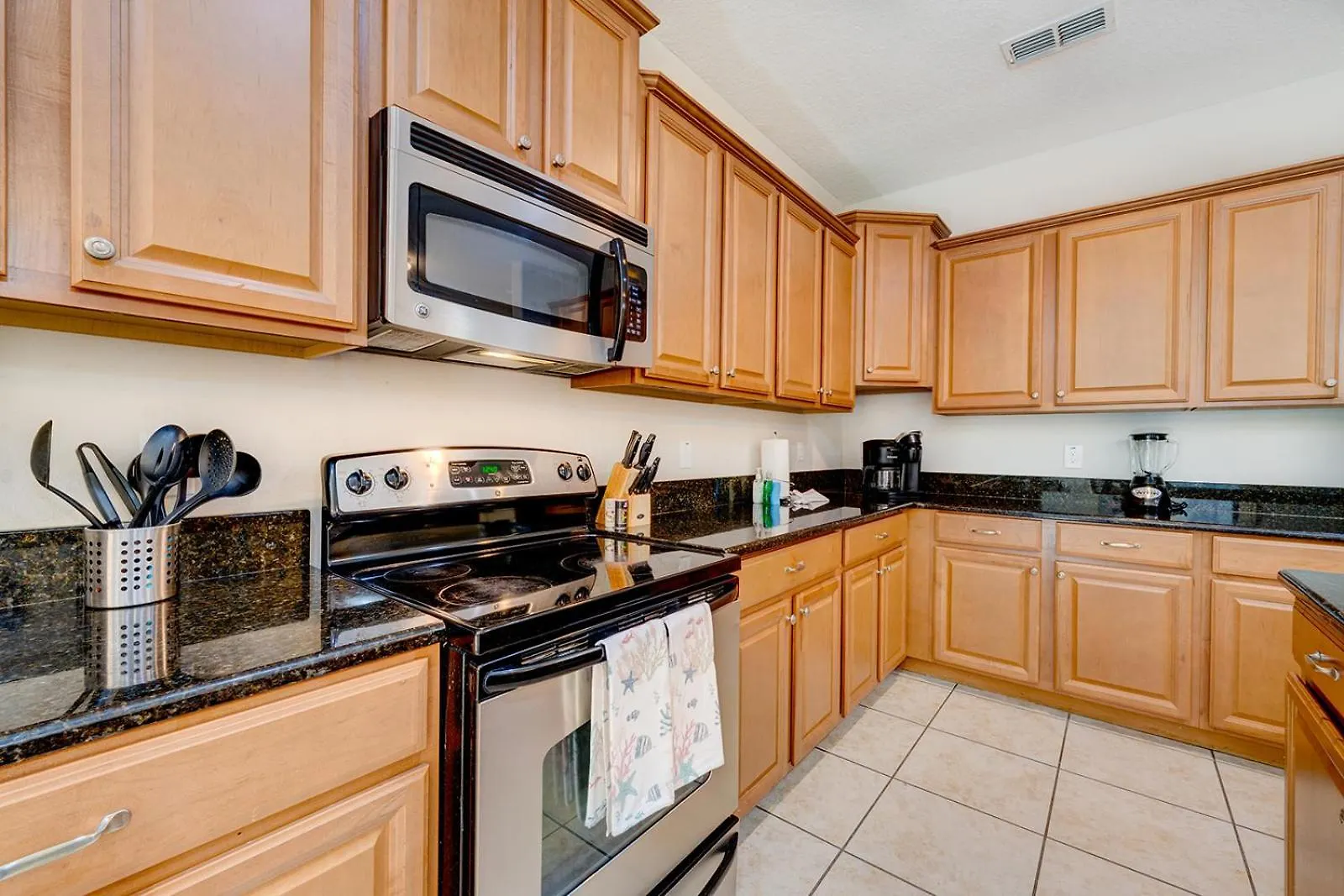 6-bedroom With 2 En-suites & Private Pool Villa Kissimmee