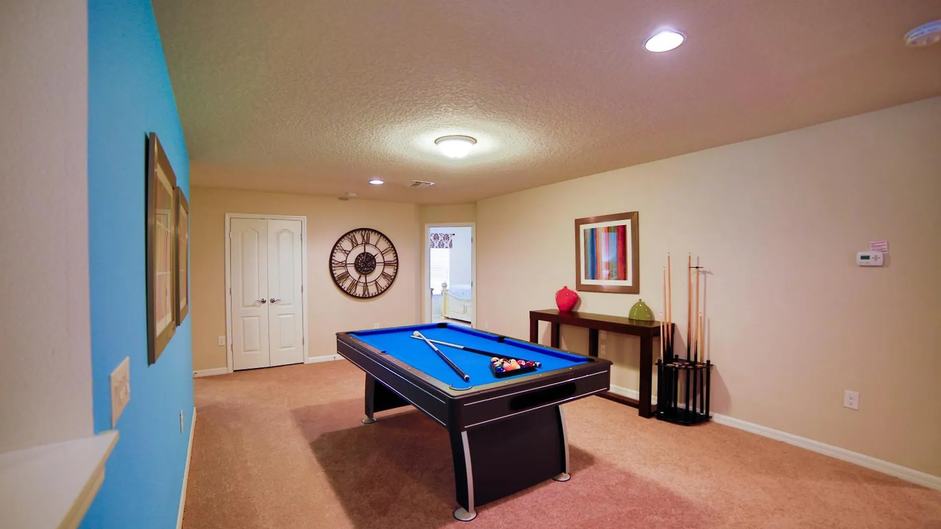 Villa 9bd/6ba For 22 Sleeps *