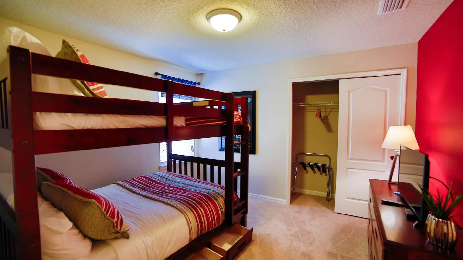 9bd/6ba For 22 Sleeps Villa Kissimmee