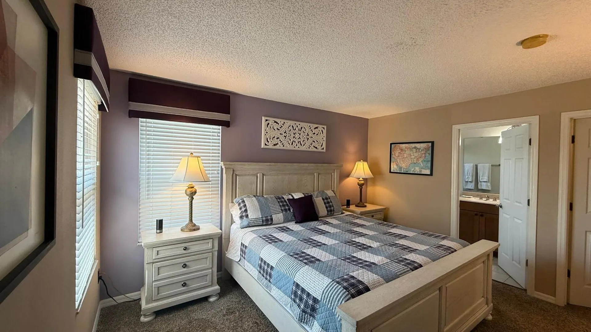 Seasons 6 Bedrooms, 4 Masters And Water View * Kissimmee