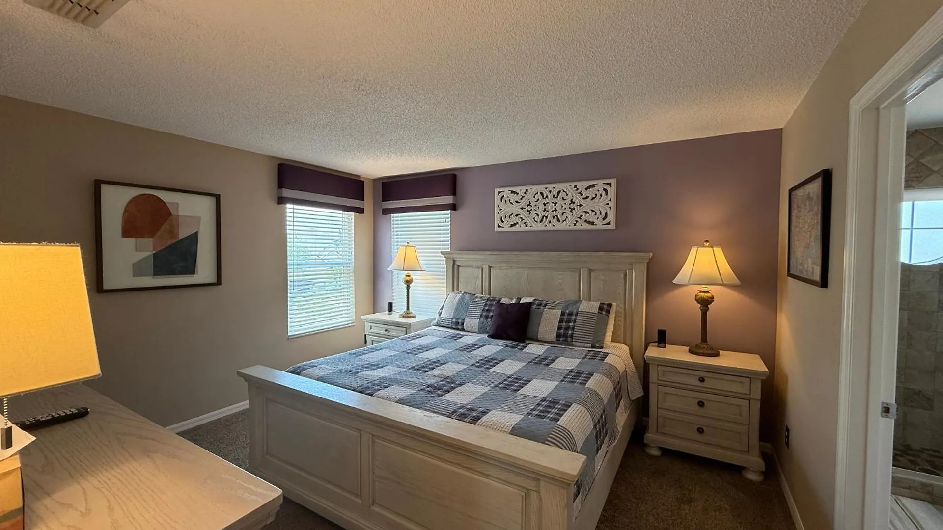 Seasons 6 Bedrooms, 4 Masters And Water View