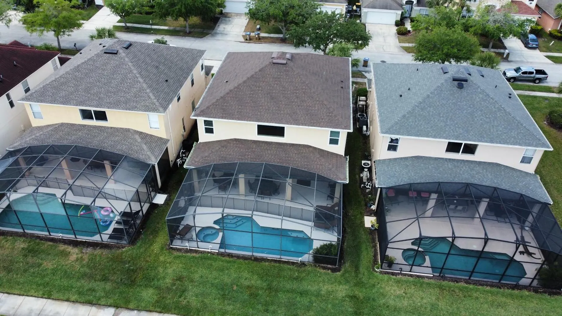 Seasons 6 Bedrooms, 4 Masters And Water View