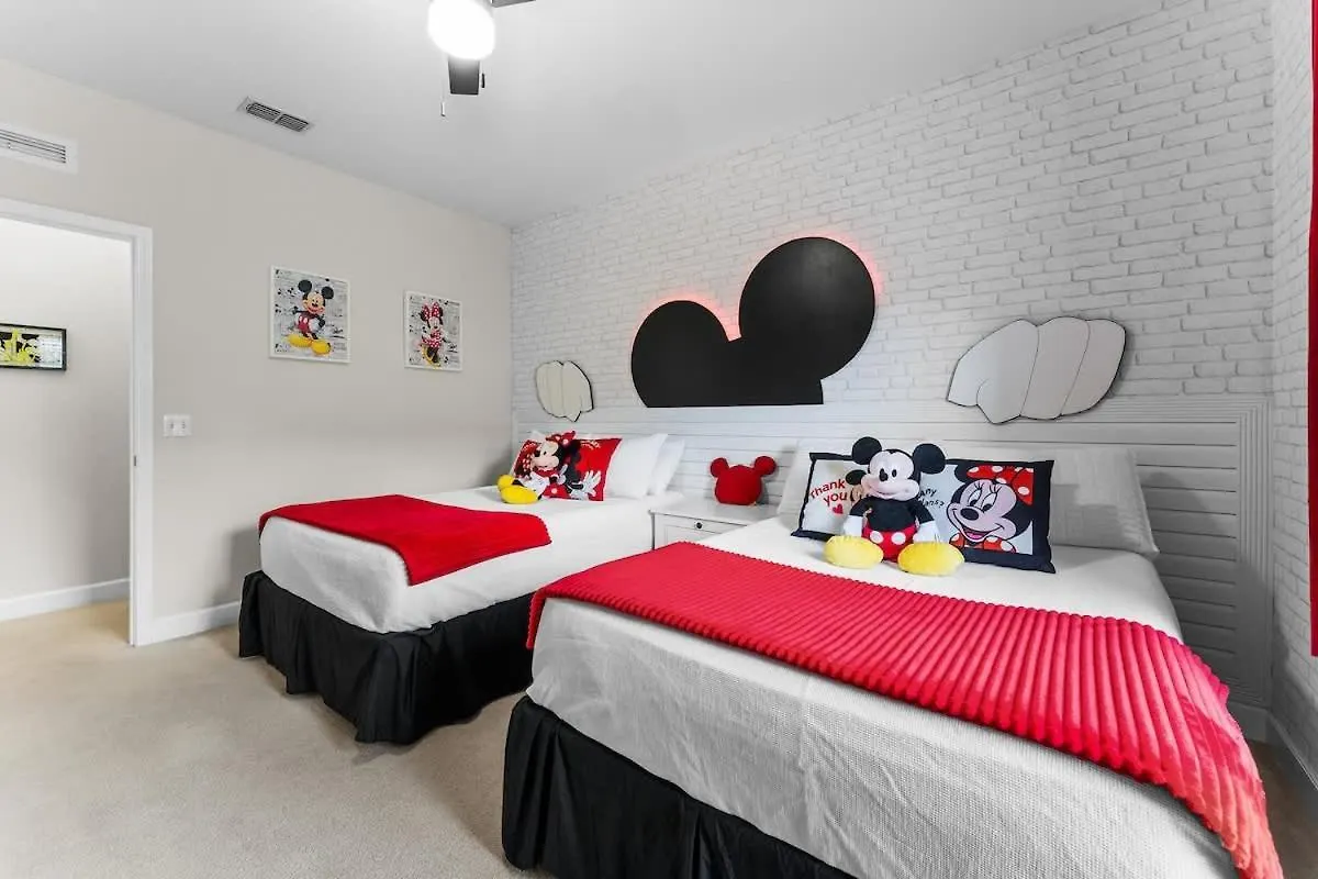Themed Bedrooms Area 3br Lr2960 קיסימי
