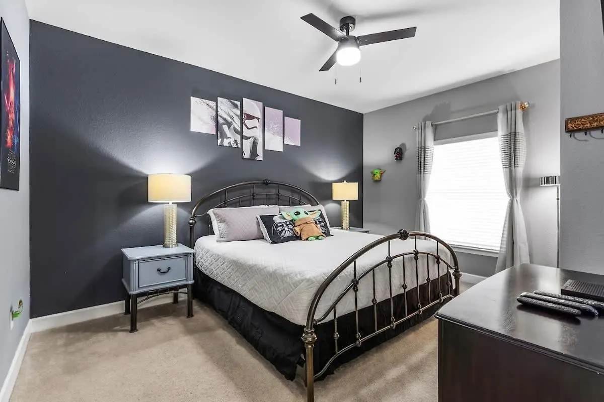 Themed Bedrooms Area 3br Lr2960 *