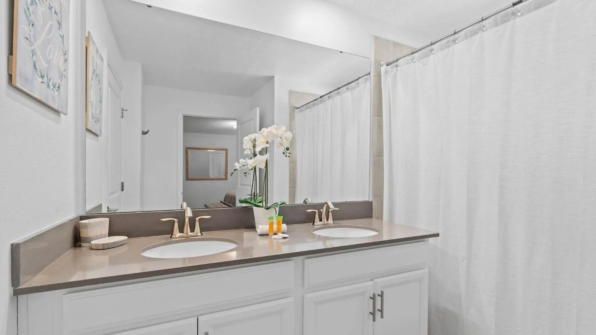 Magical Themed With Pool In * Kissimmee