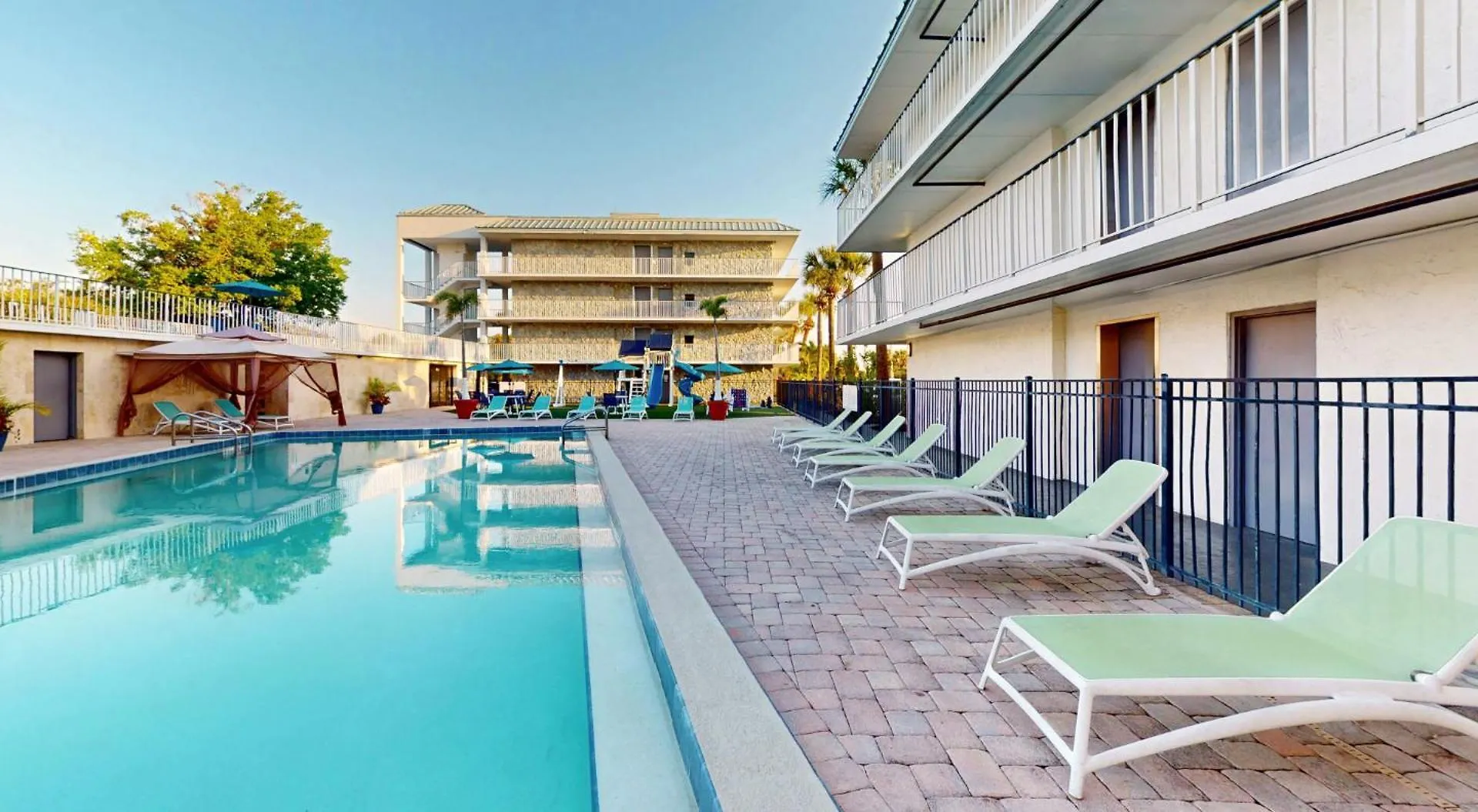Park Royal Orlando 3*