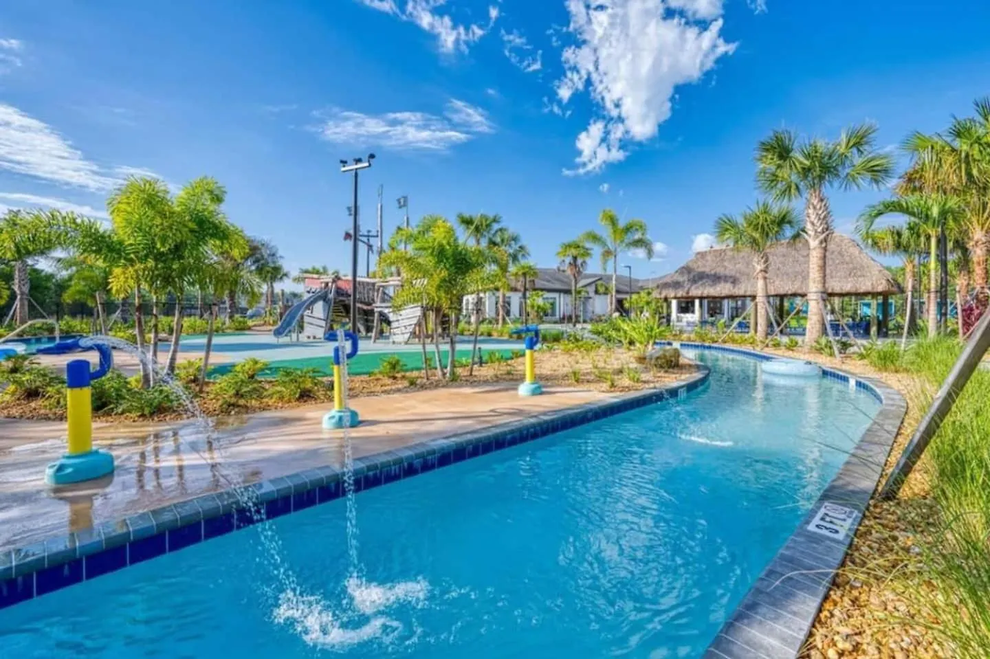 Your 4-bedroom Getaway, Only 9 Miles From * Kissimmee