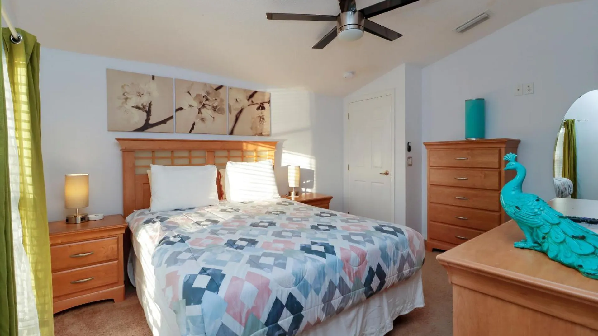 South Facing Pool With View - Hot Tub - Berkley Gated - Nr Villa Kissimmee