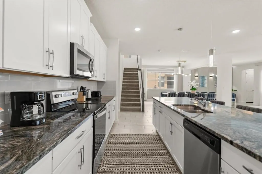 9 Bedrooms - 6,5 Bathrooms- Solara 1582mc キシミー
