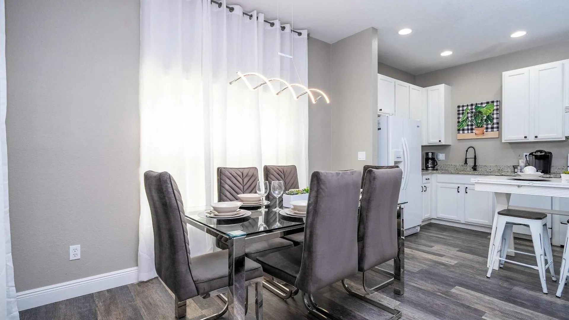 Дом отдыха 4br Near And Parks Coray Cay *