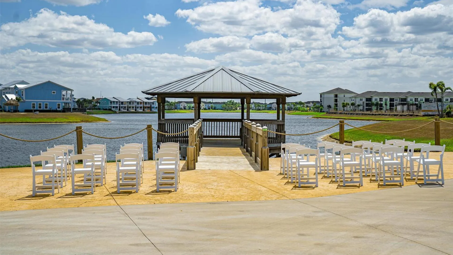 Resort Embassy By Hilton Orlando Sunset Walk 4*