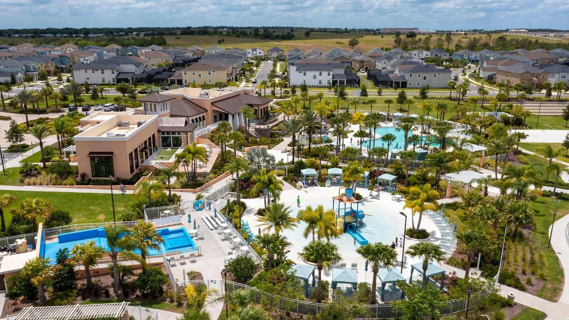 4bd Solara Pool Bbq