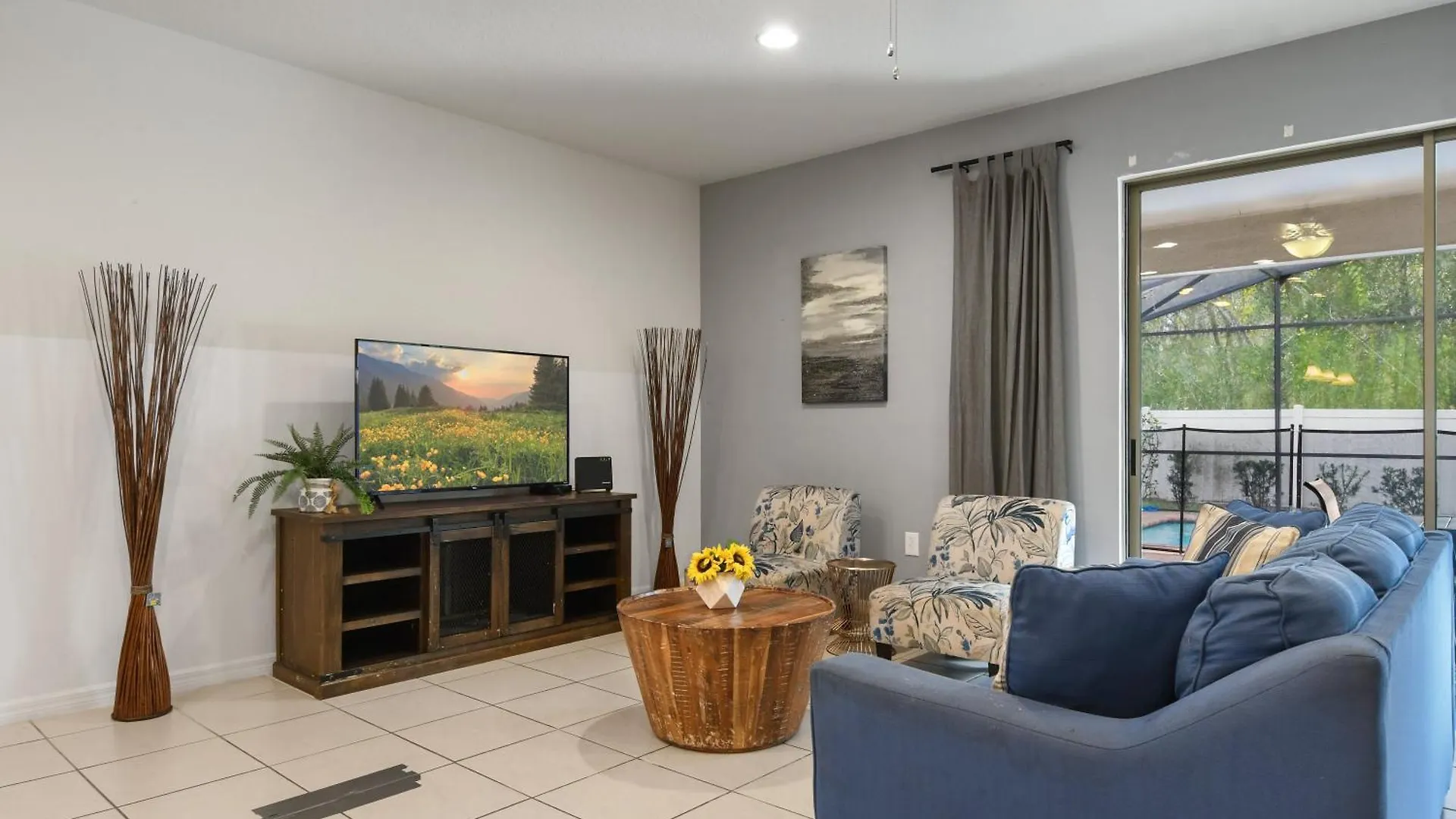 Special Offer Elegant Close To World! *
