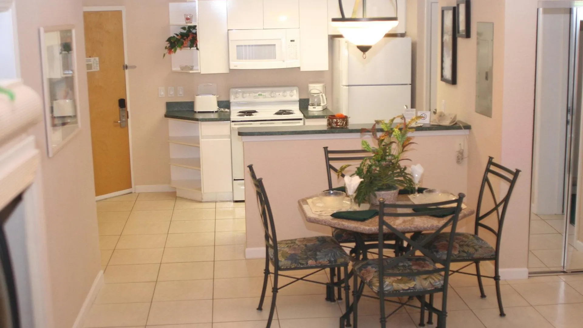 Westgate Towers 3* Four Corners