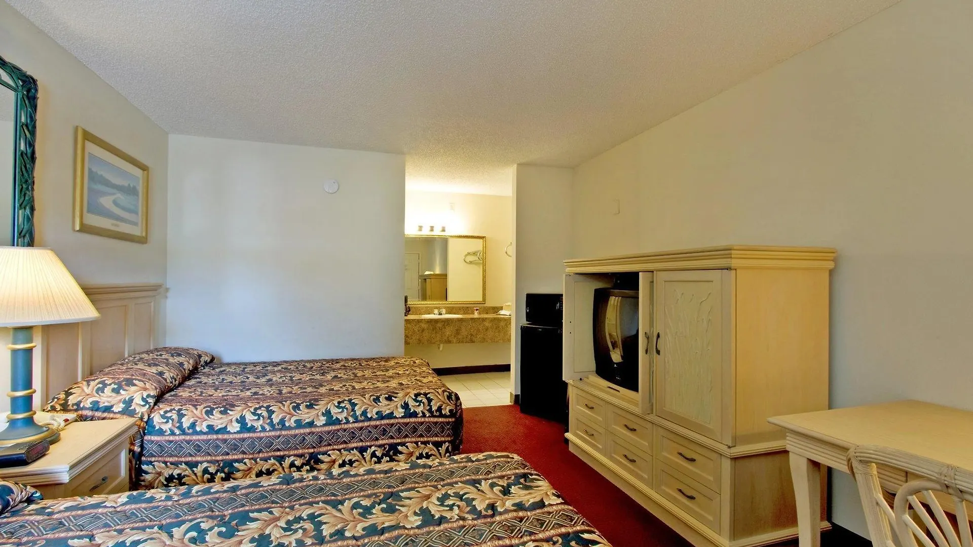 Goldstar & Suites Hotel