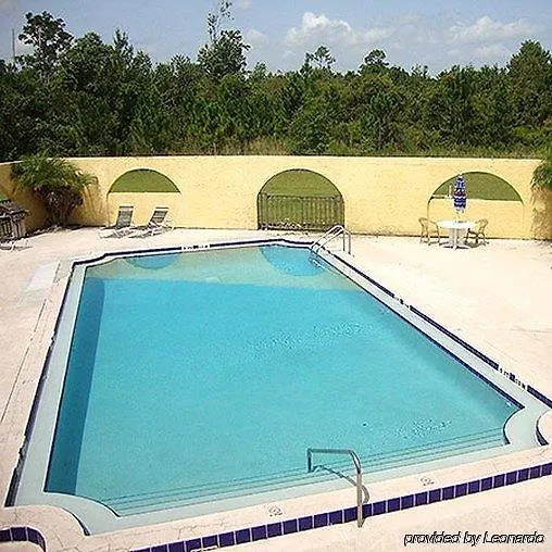 Goldstar & Suites Hotel