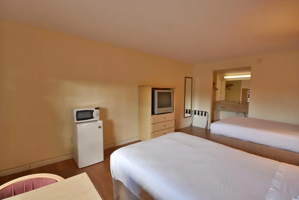 モーテル Country Hearth Inn- キシミー
