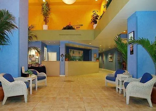 Comfort Maingate East 3* Селебрейшн