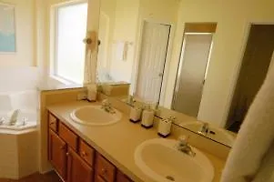 4611 5-bedroom Pool Home, Berkley 3* Kissimmee