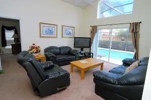 4611 5-bedroom Pool Home, Berkley