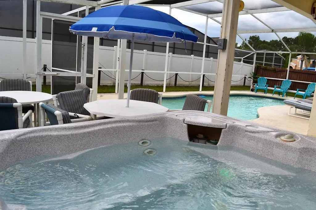 Four Corners Villas *