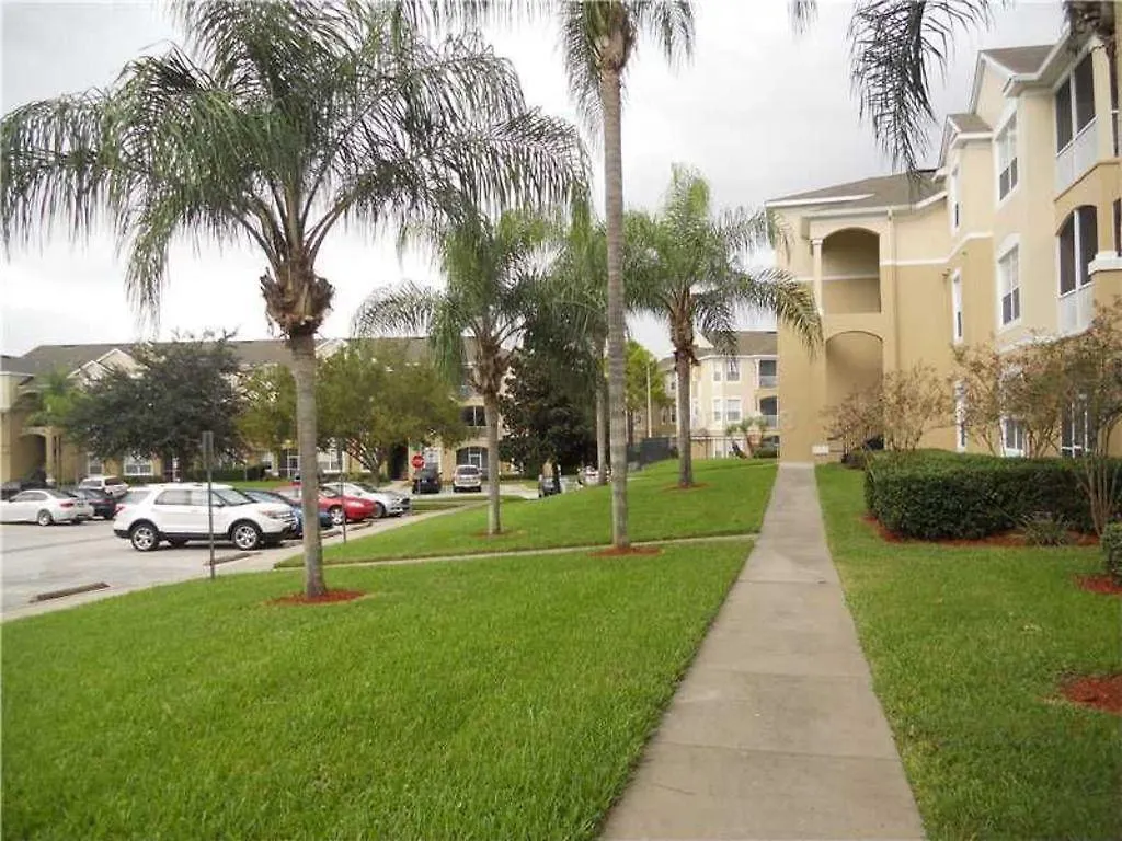 Resort-style Near Disney World *