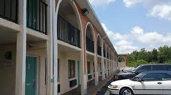 Goldstar & Suites Hotel 2*