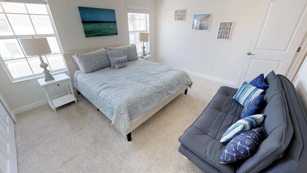 度假居 Aco Storey 4 Bedroom Vacation With Pool