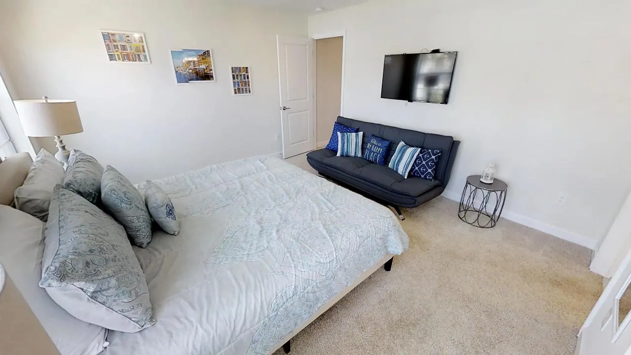 度假居 Aco Storey 4 Bedroom Vacation With Pool *