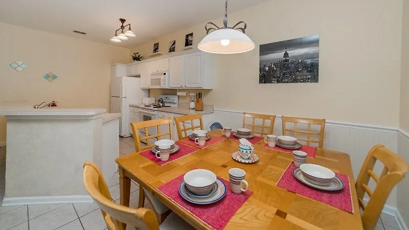 Beautiful 3 Bedroom 3 Bath Pool In Windsor Hills