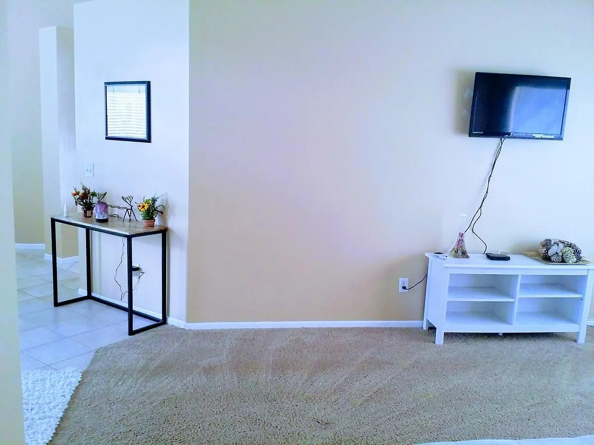 The Cozy House * Four Corners