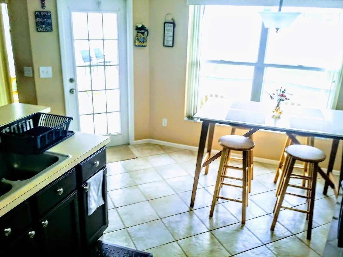 The Cozy House * Four Corners