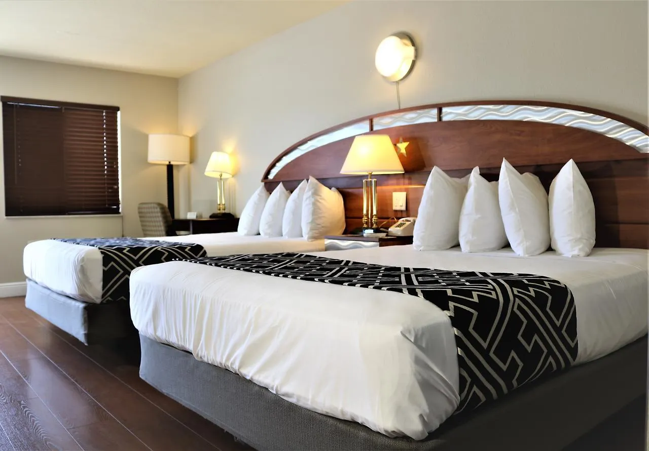 汽车旅馆 Monte Carlo Inn- Near 2*